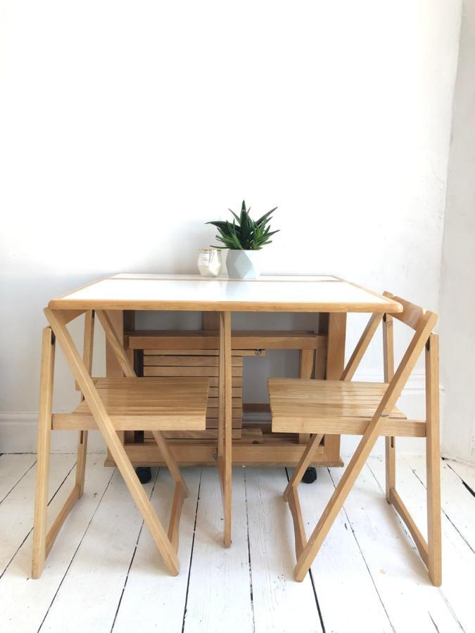 New! Seaside Central Scarborough Apartment מראה חיצוני תמונה